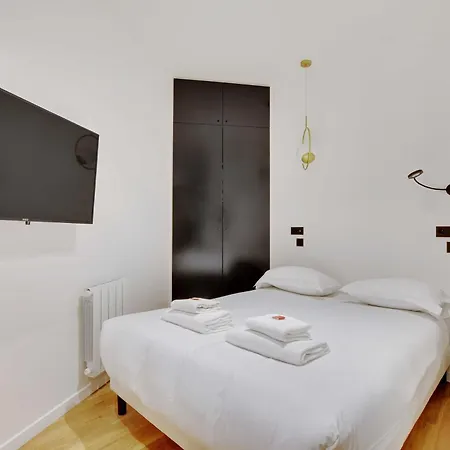 Authentic - 2br 6p - Rue Des Martyrs - Opera